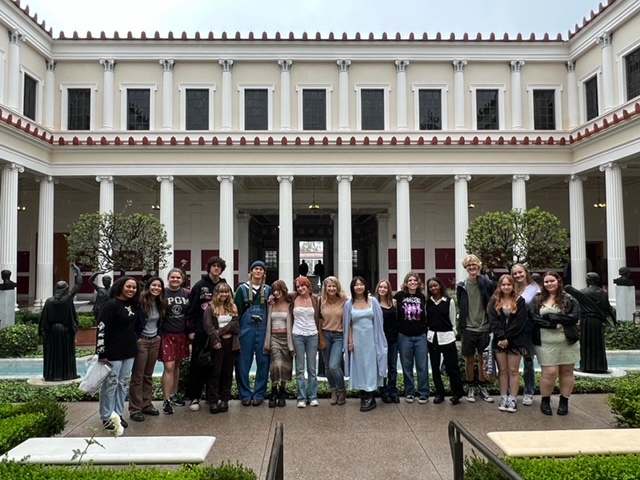 Mrs. Franzen and her Mythology class in front of the Getty Villa. 