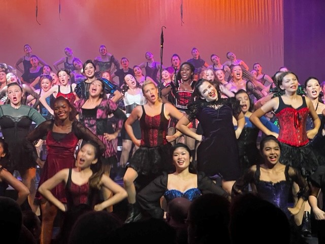 Soundtrax gave an awe-inspiring performance of songs from Six during the first Los Al choir show of the year.