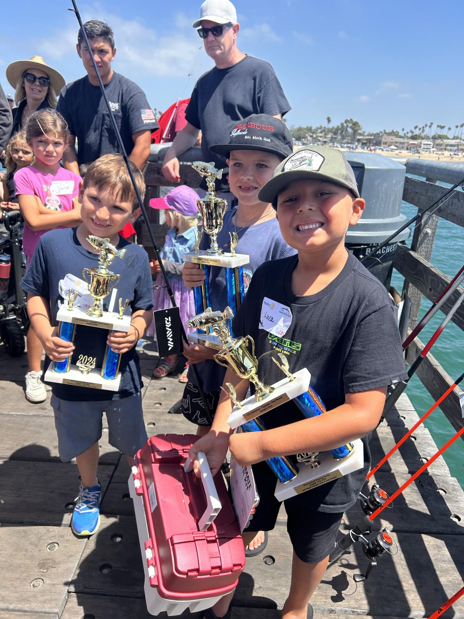 The fishers with the top three heaviest catches in the youngest age category.