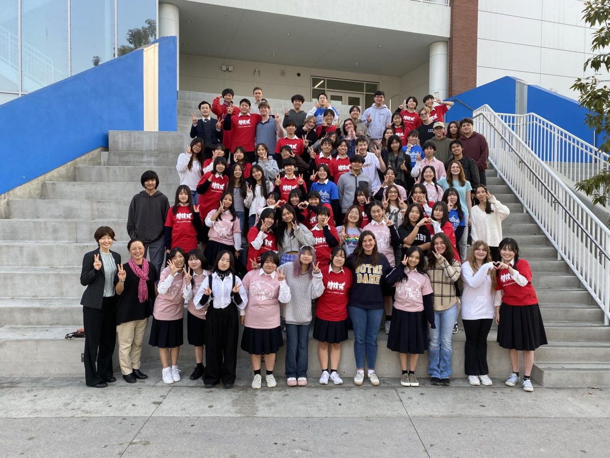 A group photo of the visiting Japanese students and their LAHS hosts. From Dec. 2 to Dec. 5, students from Johoku High School in Shizuoka, Japan visited the LAHS campus, making new friends and gaining new cultural experiences.