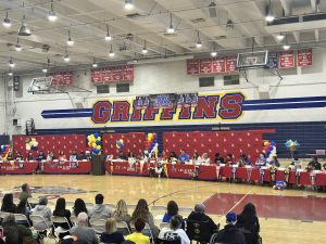 LAHS seniors gather to commemorate their success and hard work.