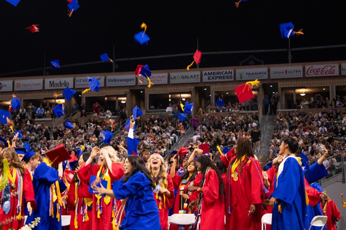 Congratulations to all seniors on their amazing accomplishment!

