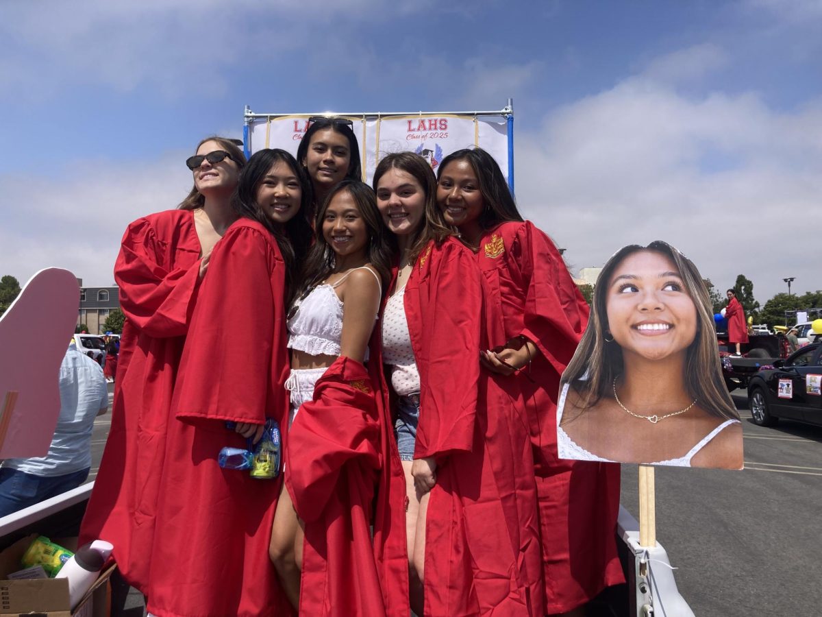 LAHS students posed for a picture before the parade started.