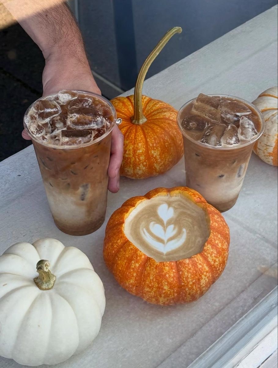 Spice up your mornings/afternoons by going on a "fall coffee date."
