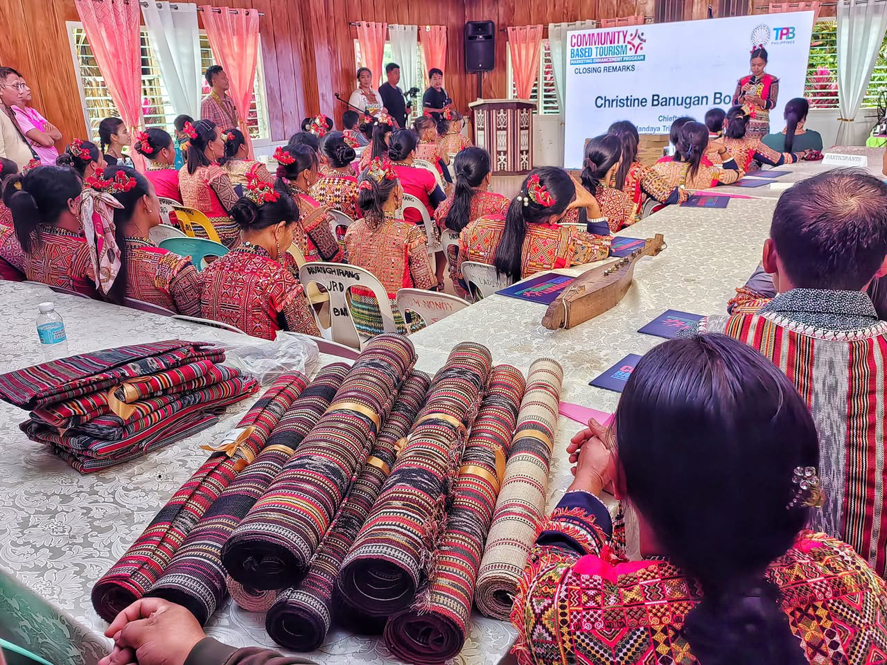 Artisans weave dagmay fabric to preserve ancestral culture and tradition (Photo courtesy of @markyramonego on Instagram)